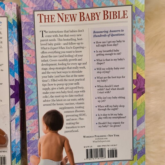 Skip Hop Diaper Bag w/Shoulder Strap & TWO What to Expect Books - Picture 10 of 10